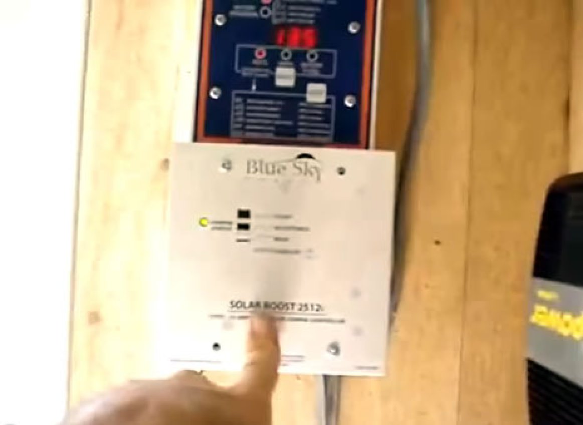 Home Solar System Blue sky charge controller