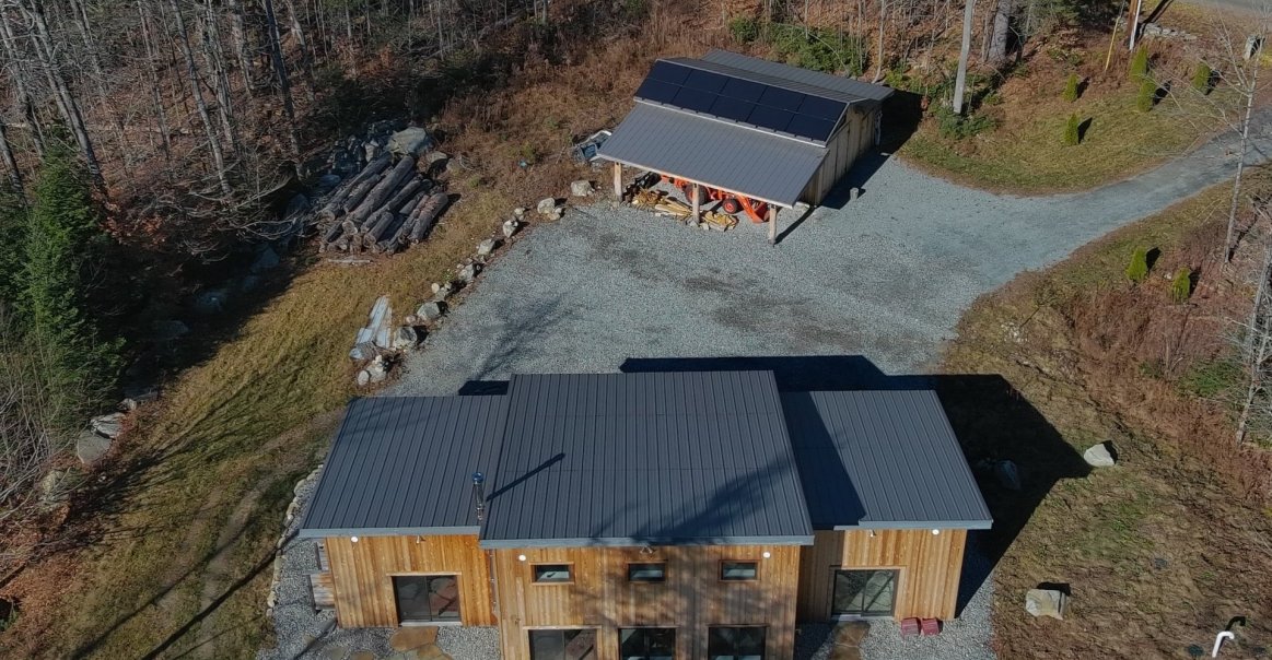 Bird's eye view of residential roof mount installation in Londonderry, VT.